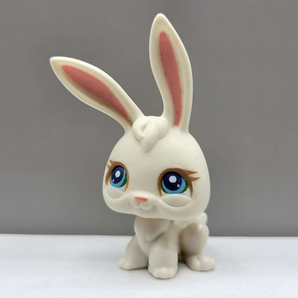 Littlest Pet Shop LPS #3 White Bunny Rabbit Figure Hasbro Toy Blue Eyes